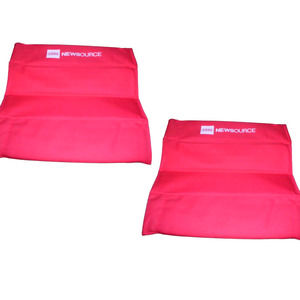 2 x Accordion-Fold Stadium Seat Cushions 15.25" x 15.25", CNN NEWSOURCE